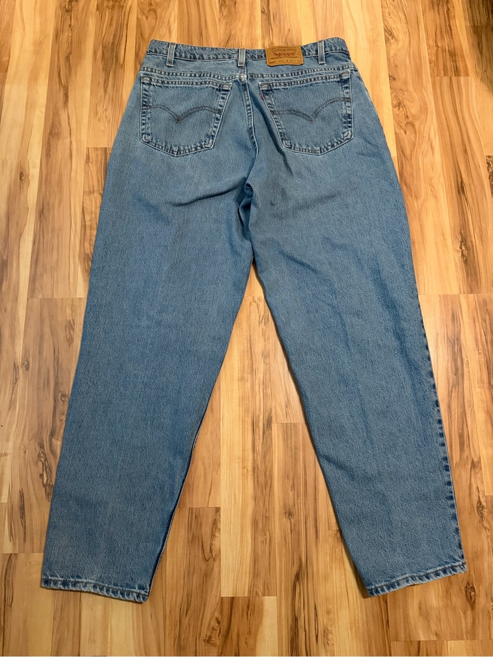 Vintage Levis 560 Made In USA Jeans 38x32 Loose Fit Tapered Leg Baggy Fits 35x32